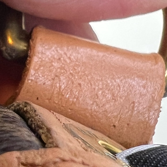 Guaranteed Authentic Louis Vuitton Large Bucket Noe GM - Picture 16 of 16